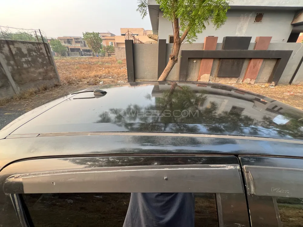 Toyota Vitz 2011 for Sale in Faisalabad Image-1
