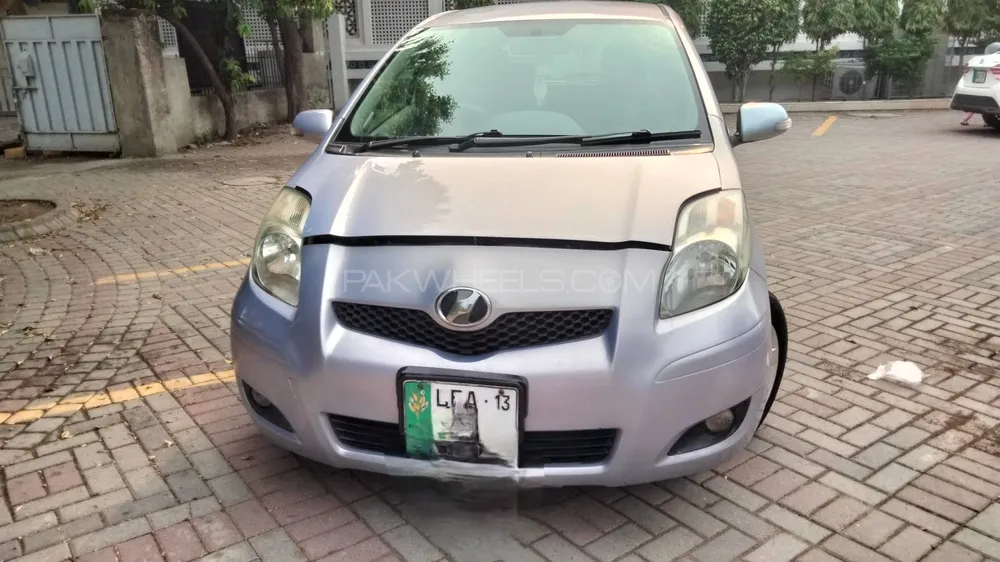 Toyota Vitz 2010 for Sale in Lahore Image-1