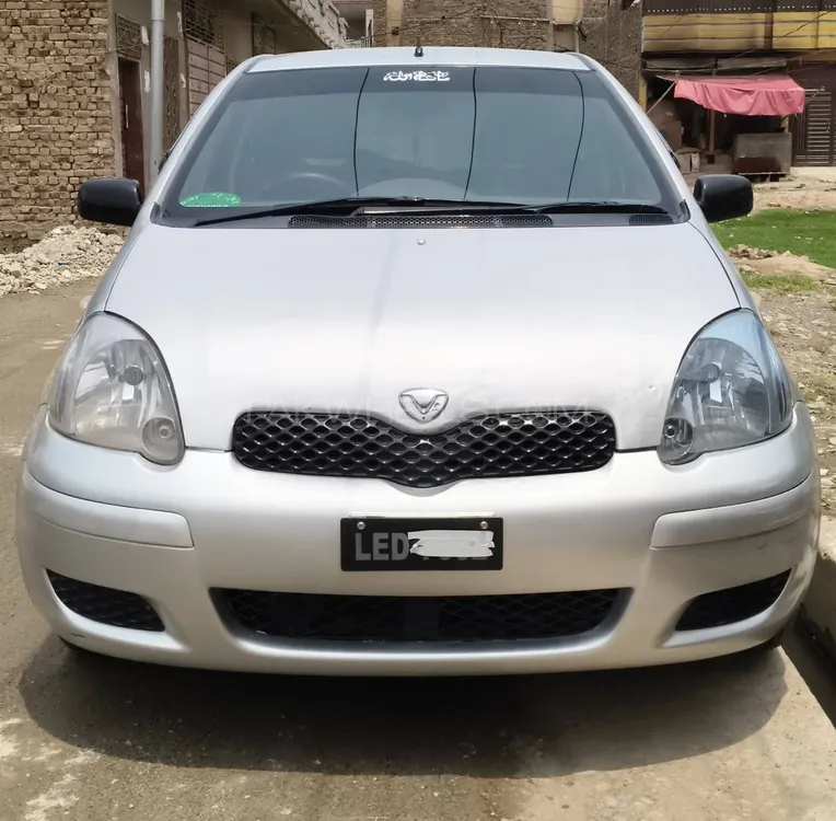Toyota Vitz 2002 for Sale in Peshawar Image-1