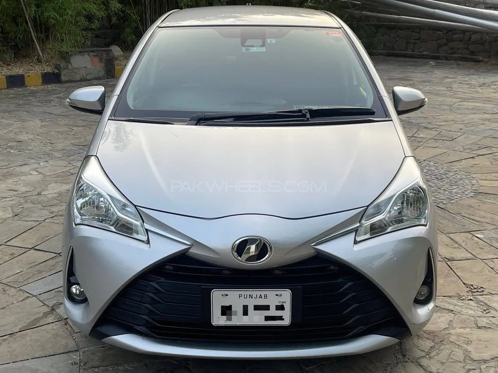 Toyota Vitz 2019 for Sale in Islamabad Image-1