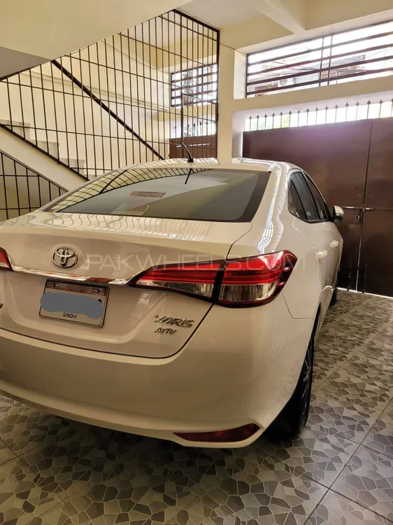 Toyota Yaris Sedan 2023 for Sale in Karachi Image-1