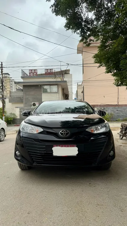 Toyota Yaris Sedan 2021 for Sale in Karachi Image-1