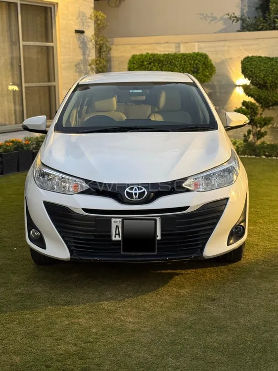 Toyota Yaris Sedan 2020 for Sale in Lahore Image-1