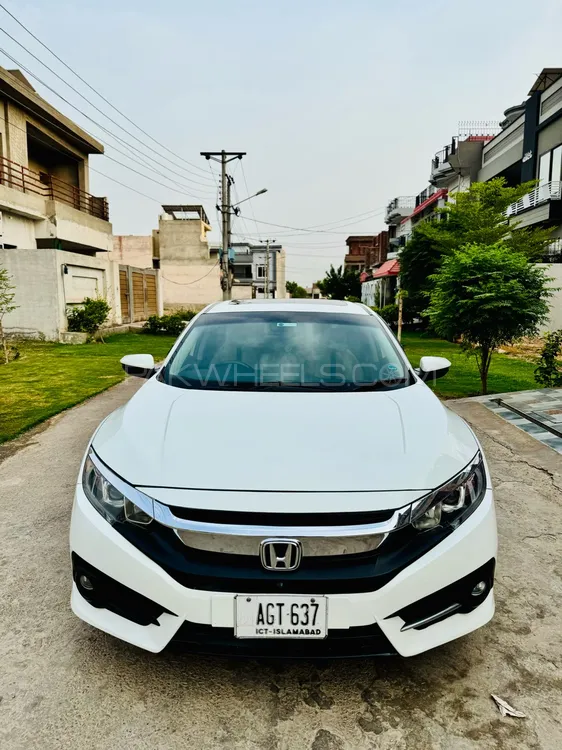 Honda Civic 2017 for Sale in Multan Image-1