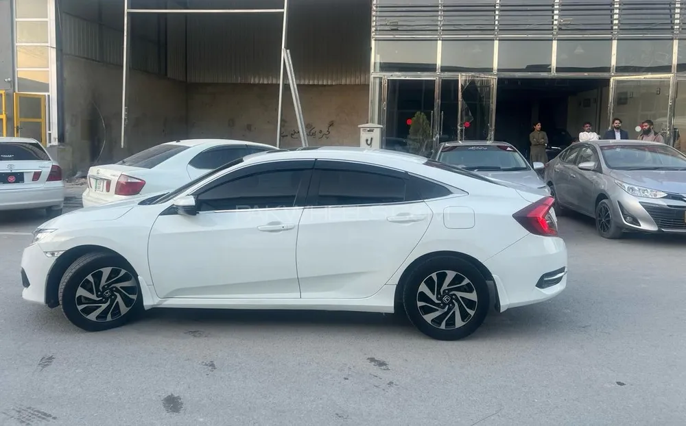 Honda Civic 2018 for Sale in Karachi Image-1