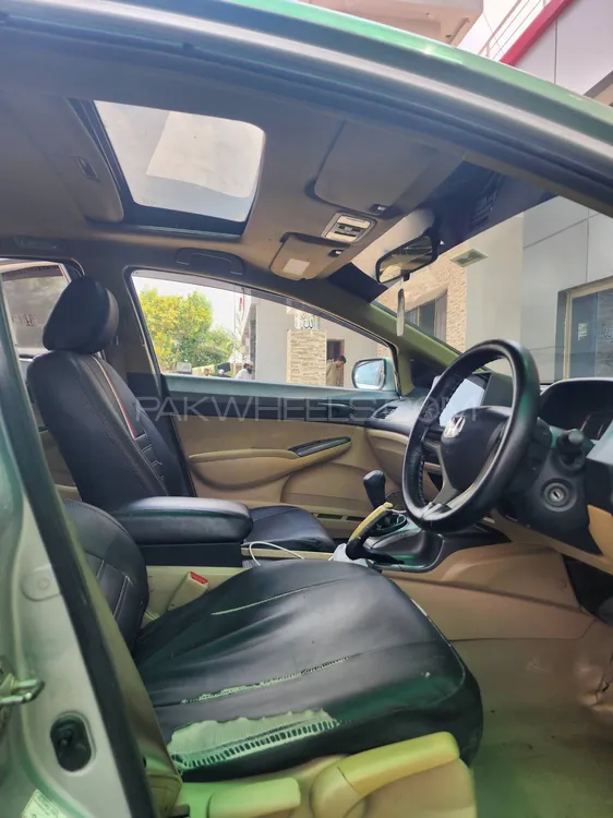 Honda Civic 2009 for Sale in Multan Image-1