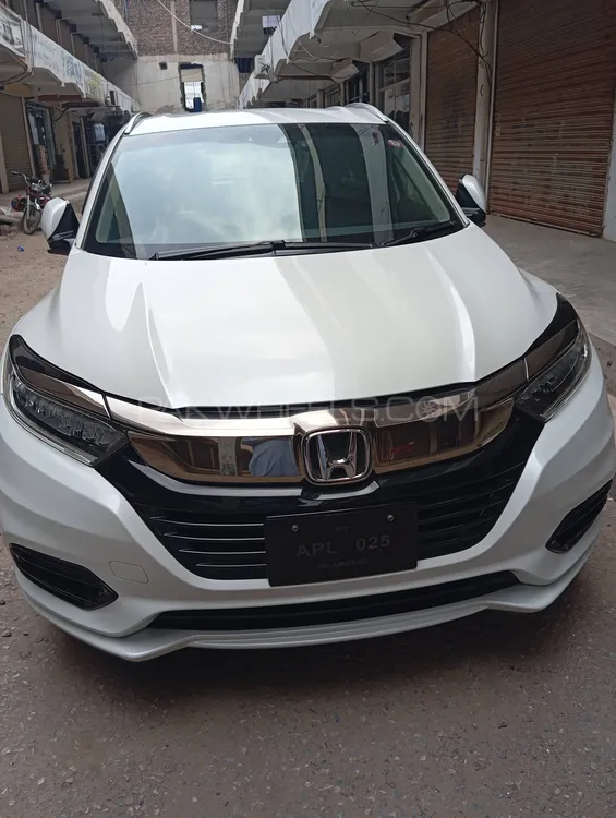 Honda Vezel 2020 for Sale in Peshawar Image-1
