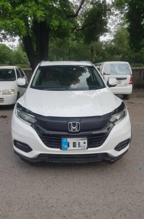 Honda Vezel 2018 for Sale in Islamabad Image-1