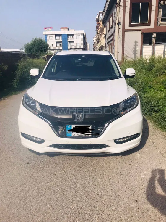 Honda Vezel 2014 for Sale in Islamabad Image-1