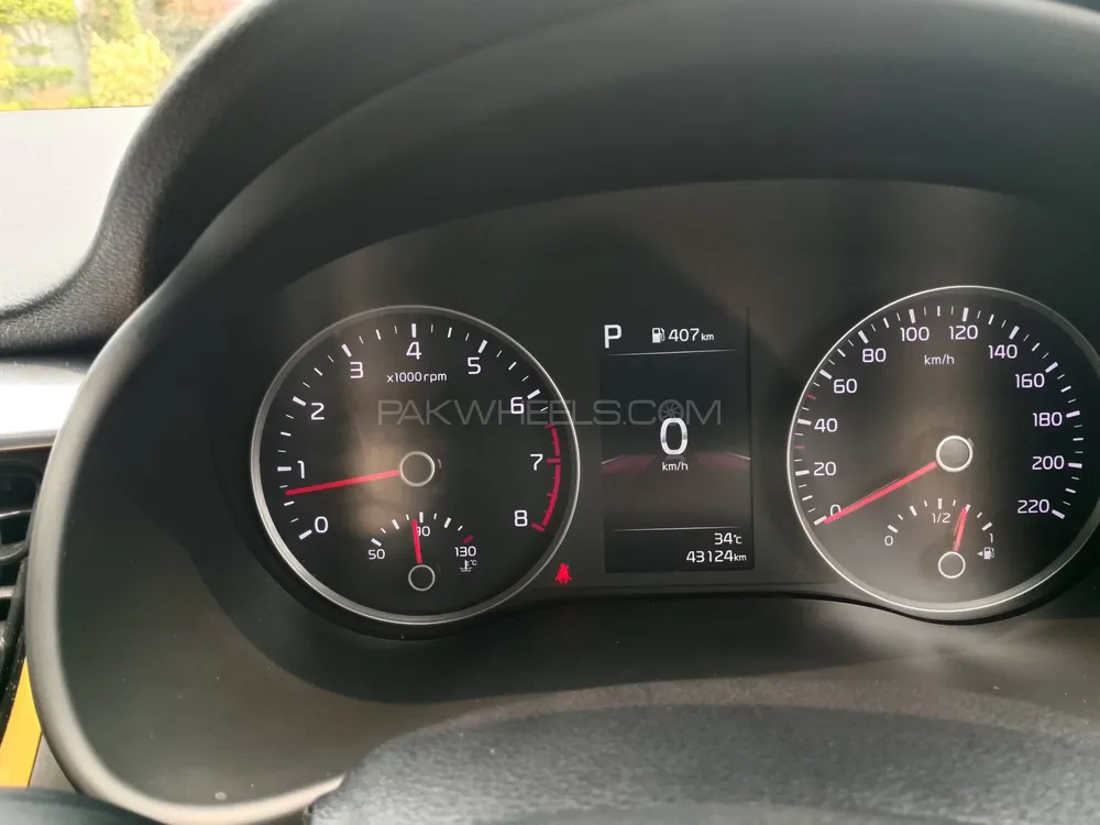 KIA Stonic 2022 for Sale in Lahore Image-1