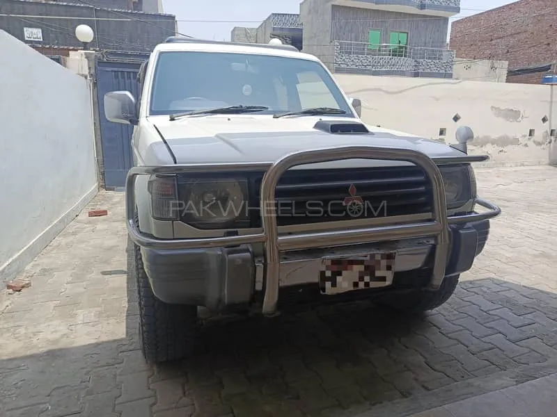 Mitsubishi Pajero 1991 for Sale in Okara Image-1