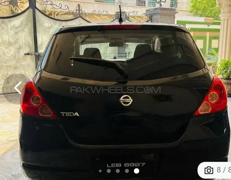 Nissan Tiida 2011 for Sale in Lahore Image-1
