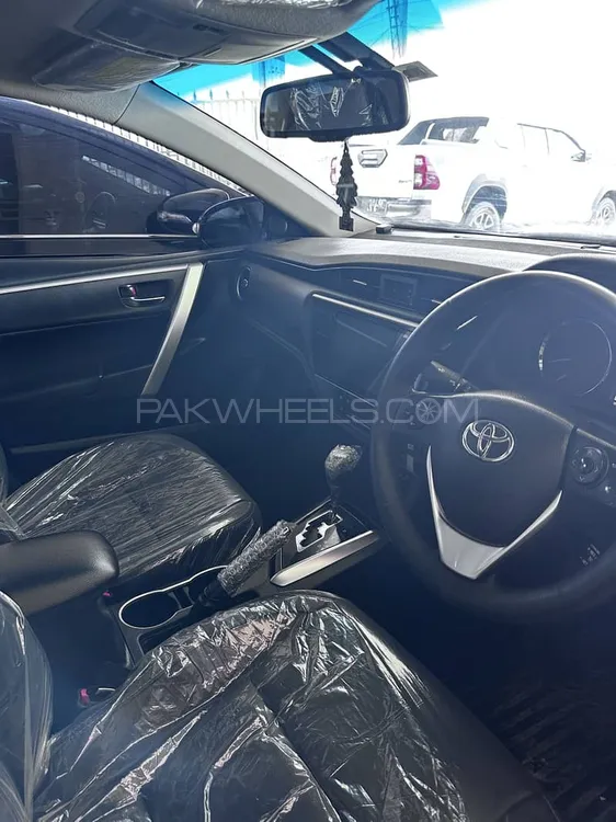 Toyota Corolla 2023 for Sale in Peshawar Image-1
