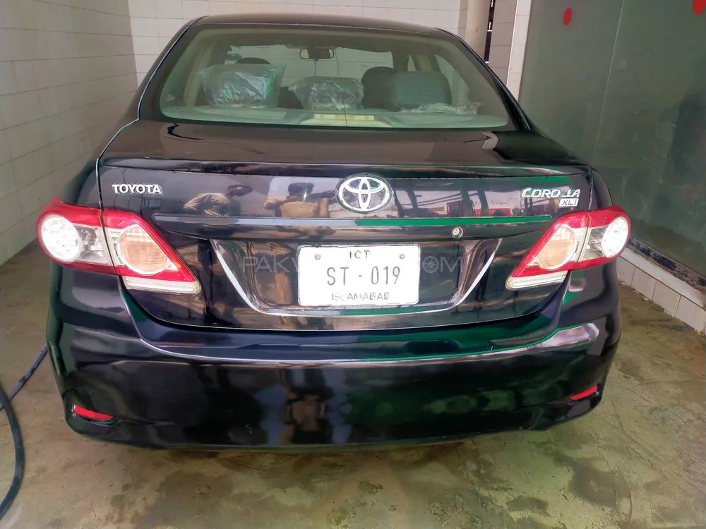 Toyota Corolla 2011 for Sale in Faisalabad Image-1