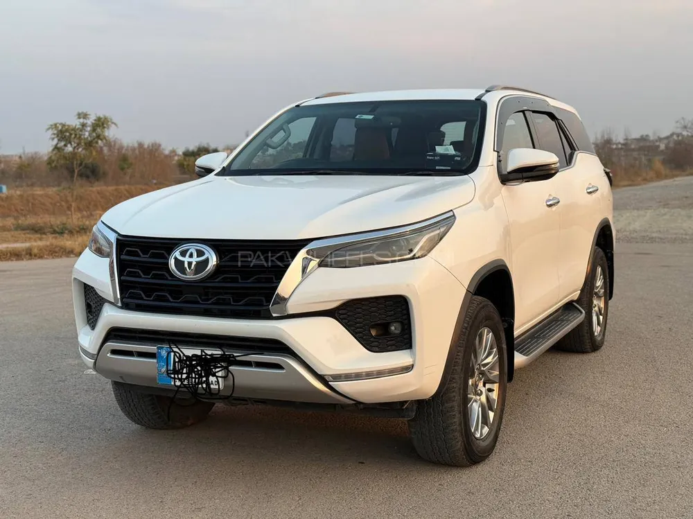 Toyota Fortuner 2021 for Sale in Islamabad Image-1