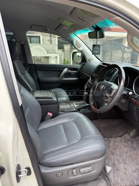 Toyota Land Cruiser 2008 for Sale in Lahore Image-1