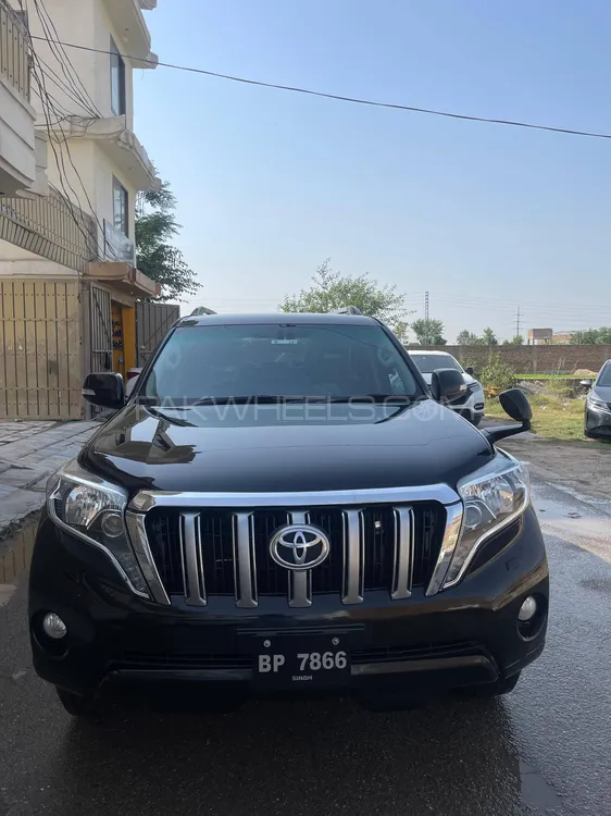 Toyota Prado 2016 for Sale in Peshawar Image-1