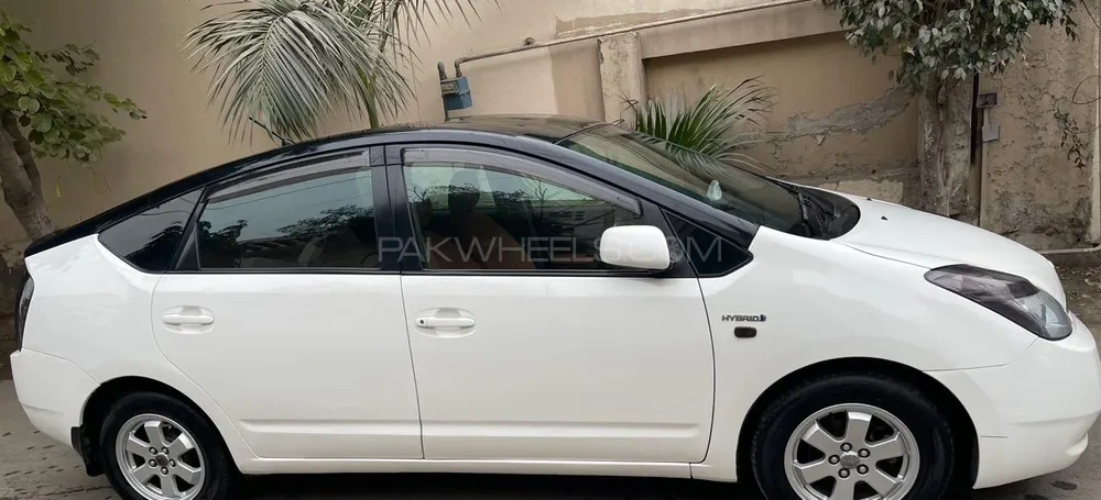 Toyota Prius 2007 for Sale in Faisalabad Image-1