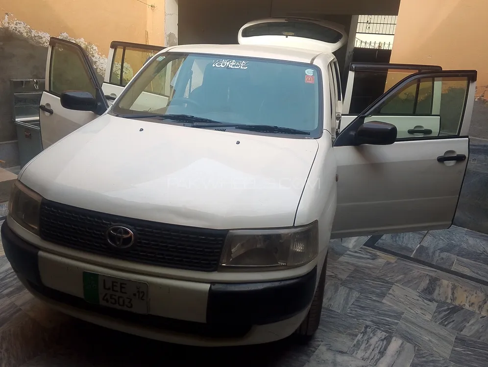 Toyota Probox 2012 for Sale in Sargodha Image-1
