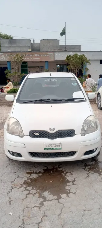 Toyota Vitz 2002 for Sale in Bannu Image-1