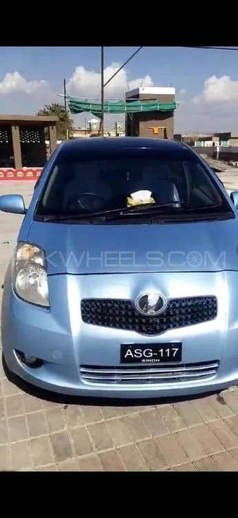 Toyota Vitz 2006 for Sale in Peshawar Image-1