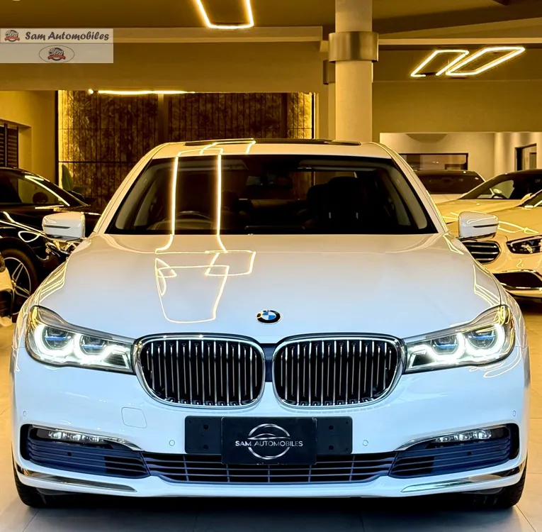 بی ایم ڈبلیو 7 سیریز 2016 for Sale in کراچی Image-1