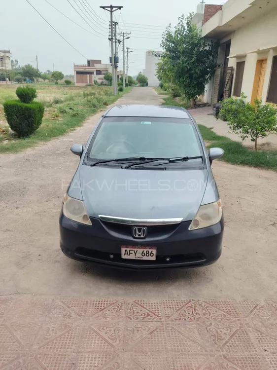 Honda City 2004 for Sale in Chiniot Image-1