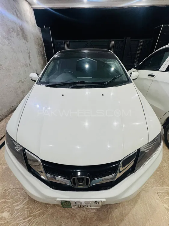 Honda City 2017 for Sale in Faisalabad Image-1