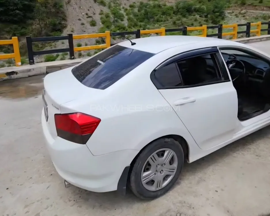 Honda City 2011 for Sale in Abbottabad Image-1