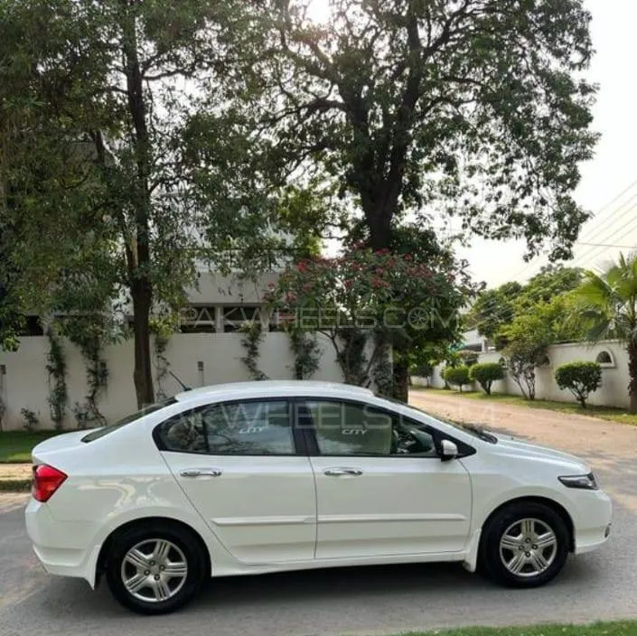 Honda City 2021 for Sale in Lahore Image-1