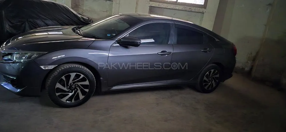 Honda Civic 2018 for Sale in Hyderabad Image-1
