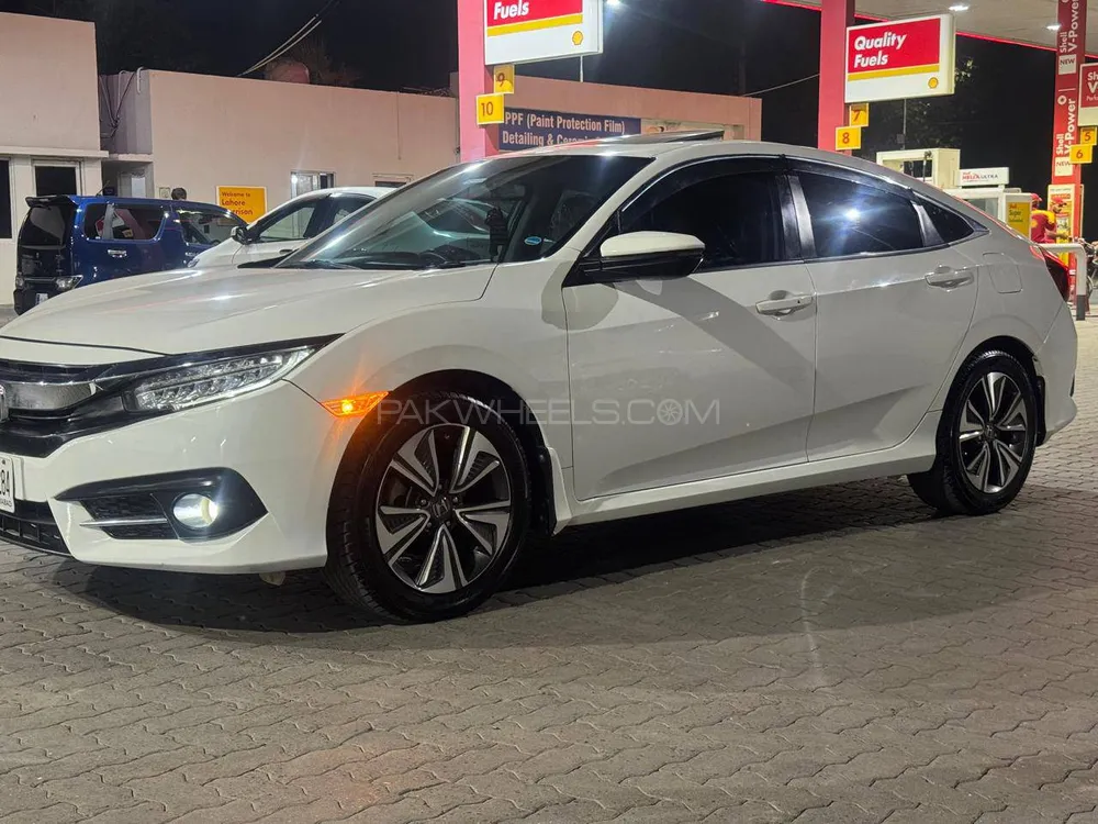 Honda Civic 2020 for Sale in Lahore Image-1