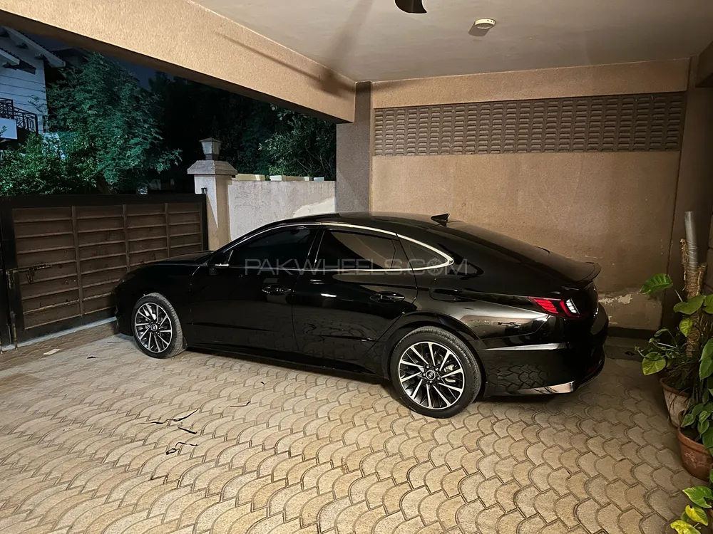 Hyundai Sonata 2023 for Sale in Lahore Image-1