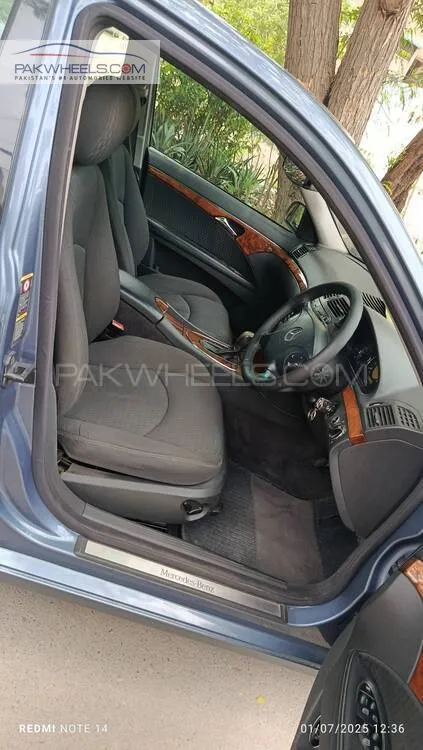 Mercedes Benz E Class 2003 for Sale in Karachi Mercedes Benz E Class 2003 for Sale in Karachi Image-10