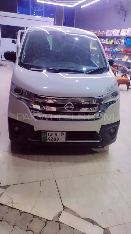 نسان ڈیز 2013 for Sale in سیالکوٹ Image-1