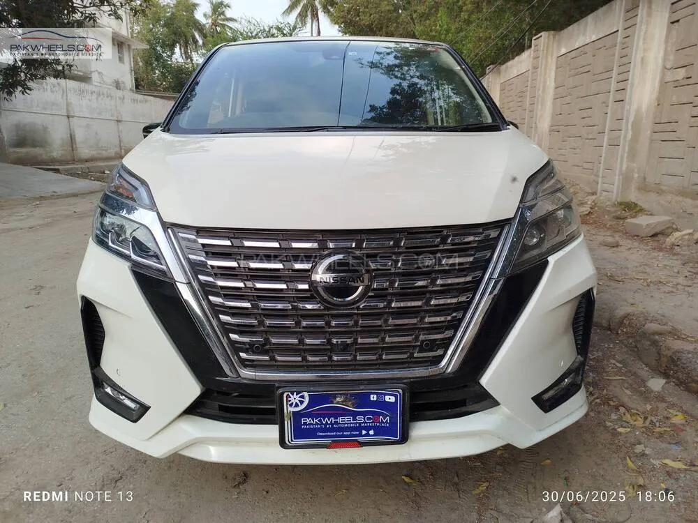 Nissan Serena 2022 for Sale in Karachi Image-1