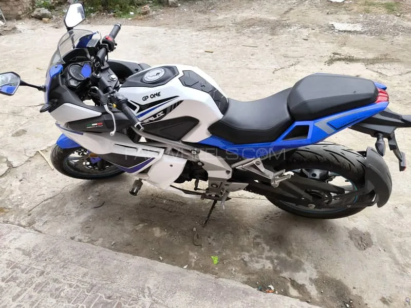 Suzuki Gsxr 250cc 2023 for Sale Image-1