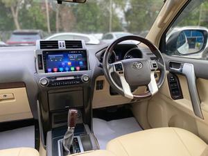 Toyota Prado TX
Model: 2013
Mileage: 96,000 km
Reg: 2016 khi

*7 seater 
*Sunroof
*Beige room

Calling and Visiting Hours

Monday to Saturday

11:00 AM to 7:00 PM