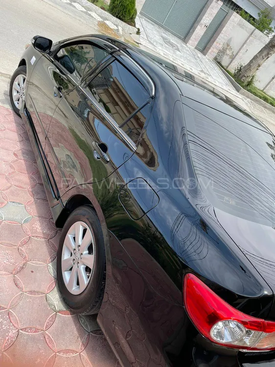 Toyota Corolla 2013 for Sale in Islamabad Image-1