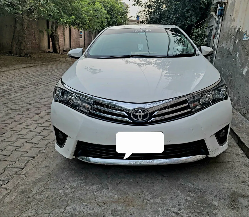 Toyota Corolla 2017 for Sale in Multan Image-1