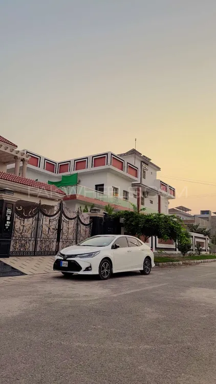 Toyota Corolla 2020 for Sale in Khanewal Image-1