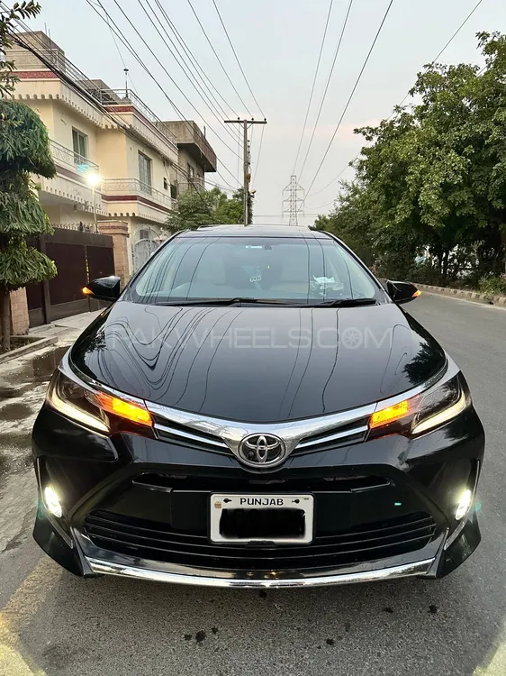 Toyota Corolla 2021 for Sale in Lahore Image-1