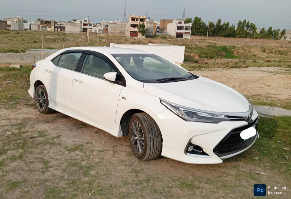 Toyota Corolla 2021 for Sale in Islamabad Image-1