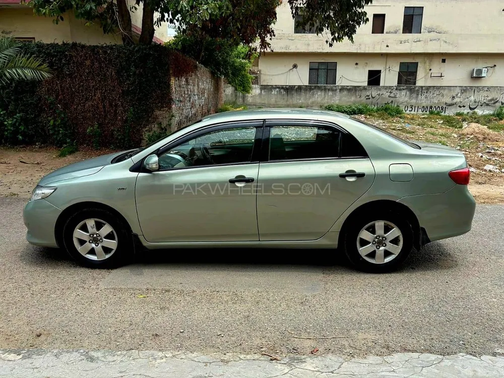Toyota Corolla 2010 for Sale in Lahore Image-1