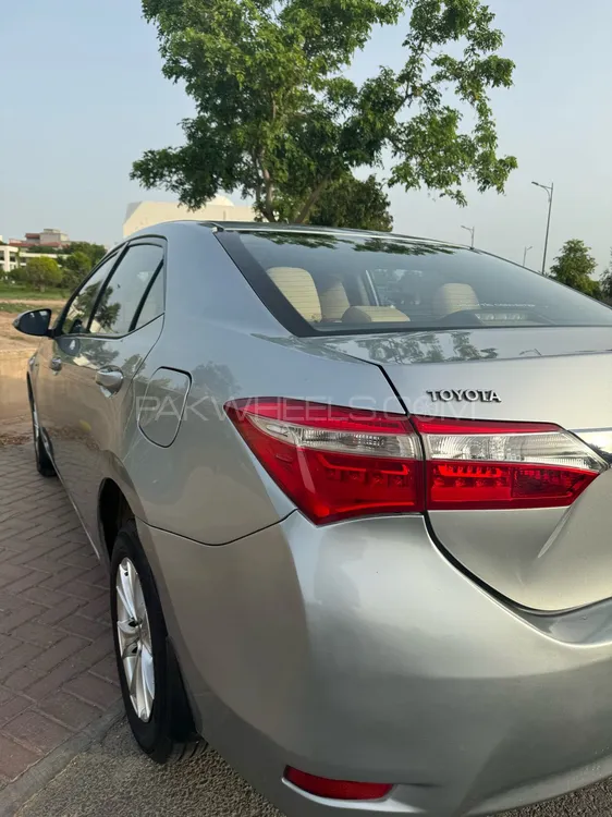 Toyota Corolla 2015 for Sale in Multan Image-1