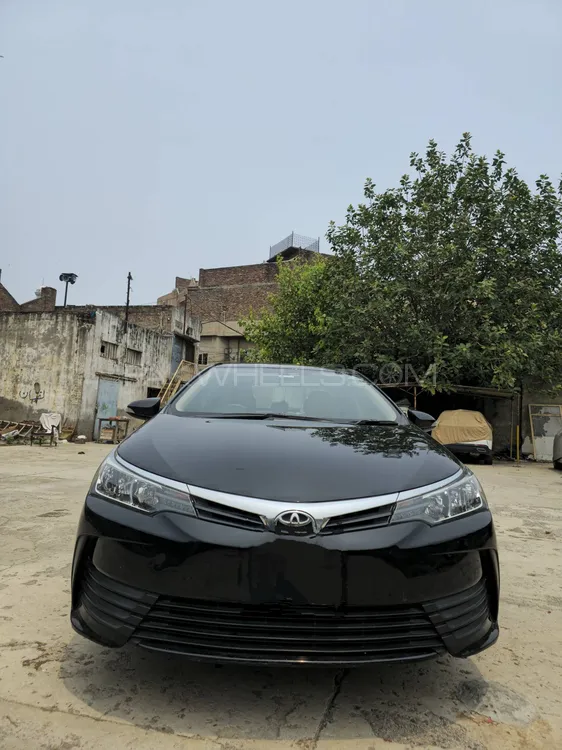 Toyota Corolla 2019 for Sale in Lahore Image-1