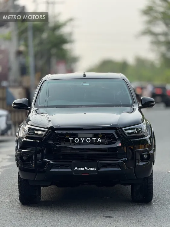 Toyota Hilux 2024 for Sale in Lahore Image-1