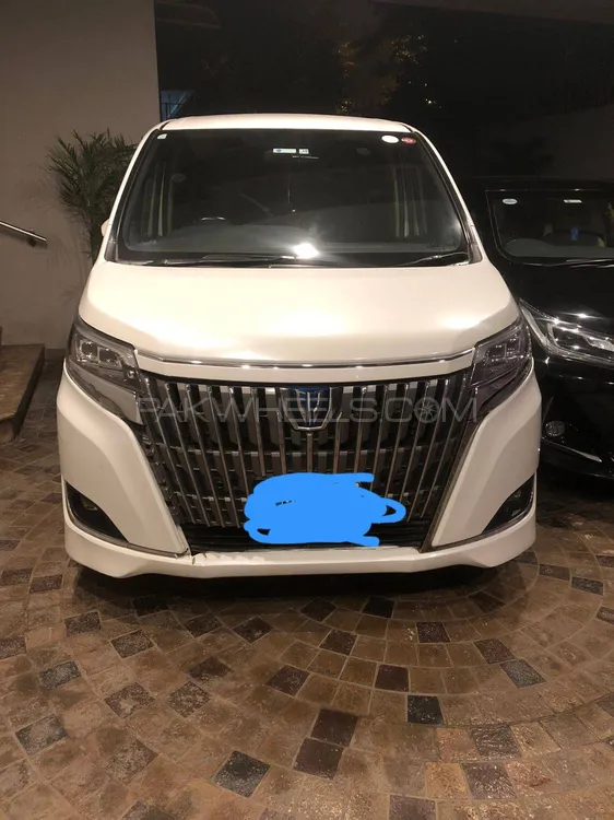 Toyota Noah 2016 for Sale in Lahore Image-1