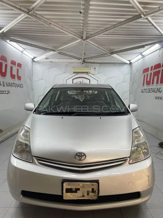 Toyota Prius 2011 for Sale in Karachi Image-1