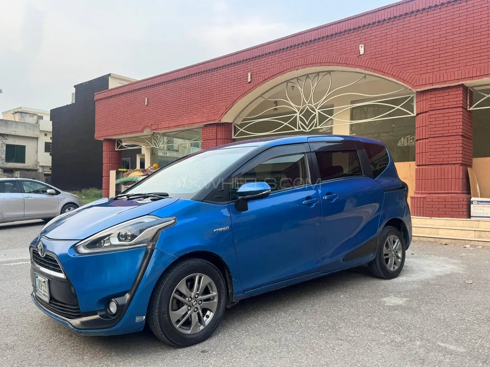 Toyota Sienta 2016 for Sale in Rawalpindi Image-1
